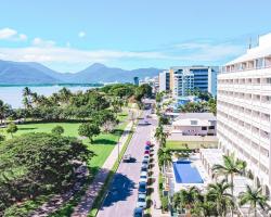 Cairns Harbourside Hotel