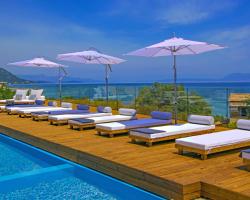 Ionian Eye Design Studios & Spa