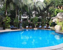 Phuket Meet Holiday Hotel 普吉岛相遇酒店