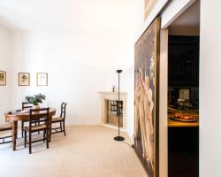 Botticelli Apartment