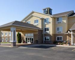 GrandStay Hotel and Suites Becker-Big Lake