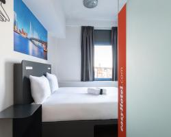 easyHotel Rotterdam City Centre