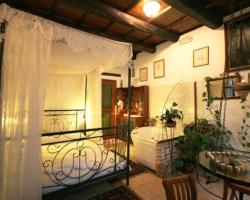 Ifigenia Traditional Rooms & Maisonettes