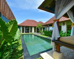 The Khayangan Dreams Villa Umalas