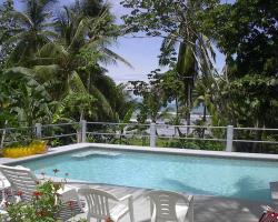 Coconut Grove Oceanfront Cottages