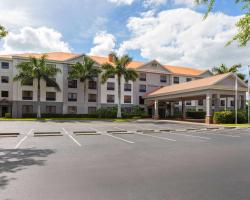 La Quinta by Wyndham Bonita Springs Naples North