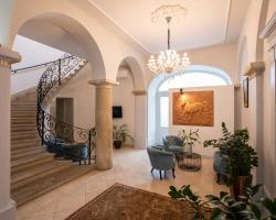 Átrium Rooms & Café