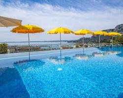 Sky Pool Hotel Sole Garda
