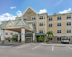 Country Inn & Suites by Radisson, Tampa Airport North, FL