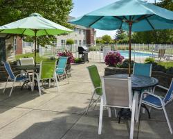 Cresthill Suites Syracuse