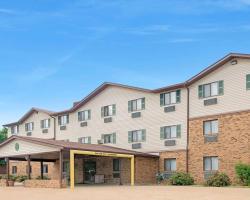 Super 8 by Wyndham St. Clair MO