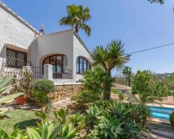 Villa Maria by Aguilarent