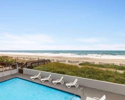 Days Inn by Wyndham Myrtle Beach-Beach Front