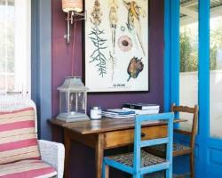 Holiday Home Bedside Manor