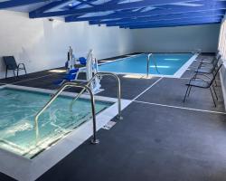 Surf City Inn & Suites