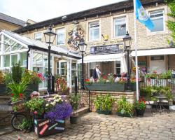 Huddersfield Central Lodge Hotel