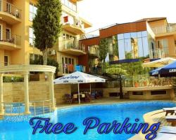 Twins Palace ApartHotel