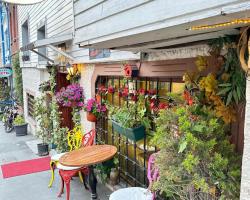 Rose Bouquets Hotel