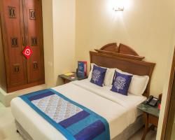 OYO Rooms Colaba Radio Club