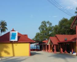 Summer Beach Lodge