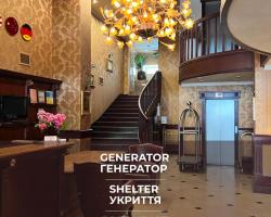 Frapolli Hotel on Deribasivska street