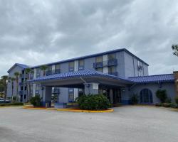 Monumental Movieland Hotel