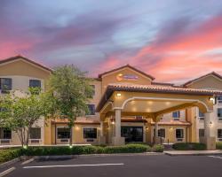 Comfort Inn & Suites Northeast - Gateway