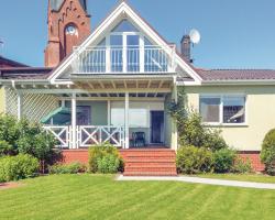 4 Bedroom Gorgeous Home In Nowe Warpno