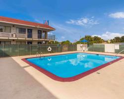 Motel 6-Meridian, MS