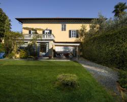 Al Porto Di Lucca B&B