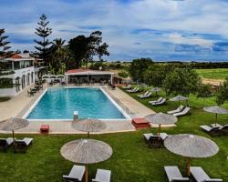 Vallian Village Hotel