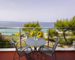 Sea View Apollo Apartments & Studios in Afytos