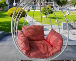 Garlis Apartments