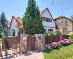 Négy Évszak Apartmanház