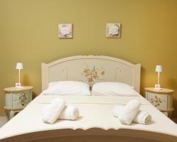 Madlen Apartments