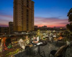 Parkside Sunline Hotel