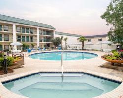 Econo Lodge Inn & Suites Foley-North Gulf Shores