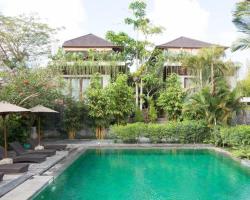 Aqua Octaviana Bali Villa