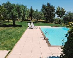Angelucci Agriturismo con Camere e Agri Camping