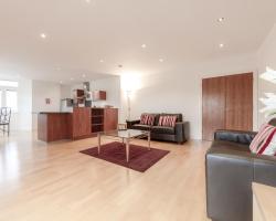 Roomspace Serviced Apartments - Thames Edge