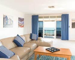 Seaview Sunset Holiday Apartments