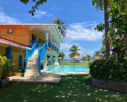 Las Lajas Beach Resort