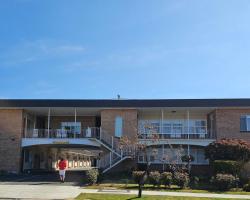 Country Lodge Motor Inn