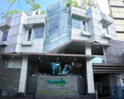 PYRENEES Malioboro Hotel