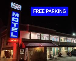 Town House Motel