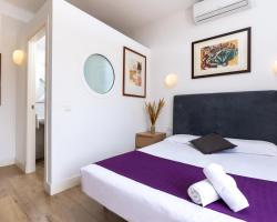 Mayerling Bisbe Urquinaona