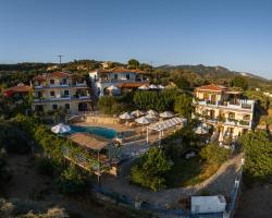 Pantheon Apartments & Studios