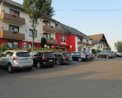 Hotel zur Burg Nürburg-ring