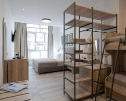 Piraeus City Hotel