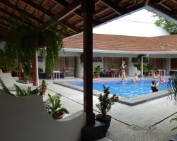 Hotel Oasis